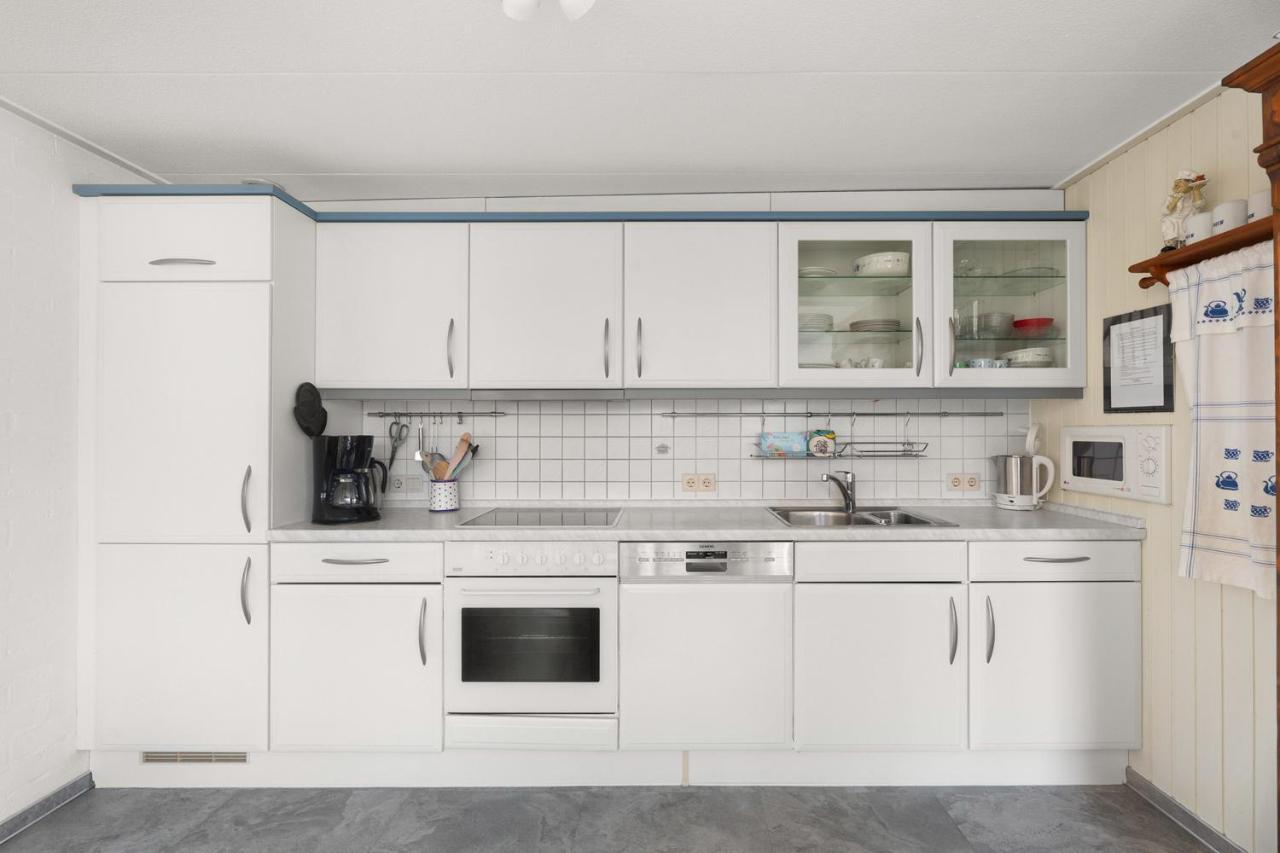 Hello Zeeland - Vakantiehuis Duinroos 133 Breskens Esterno foto