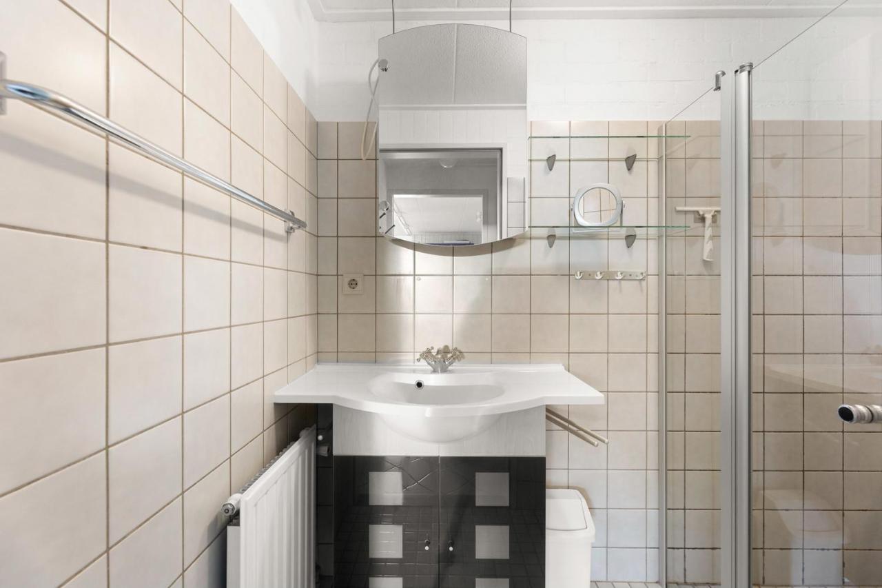 Hello Zeeland - Vakantiehuis Duinroos 133 Breskens Esterno foto
